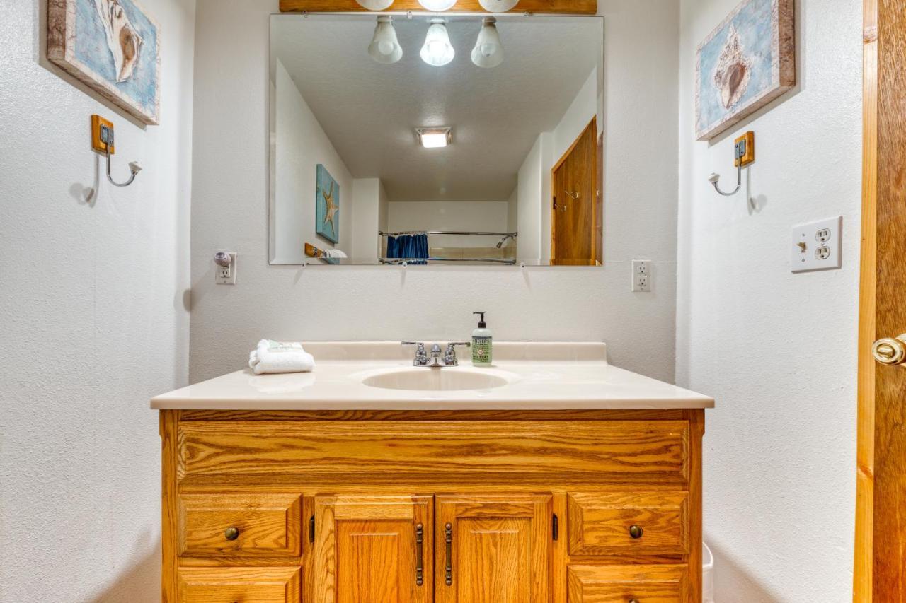 Hats House Coos Bay Extérieur photo