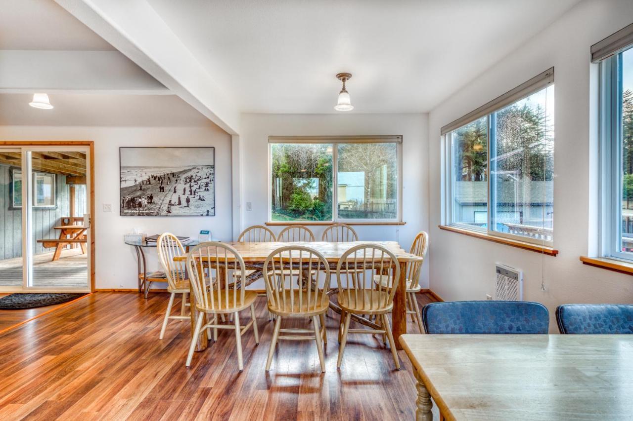 Hats House Coos Bay Extérieur photo